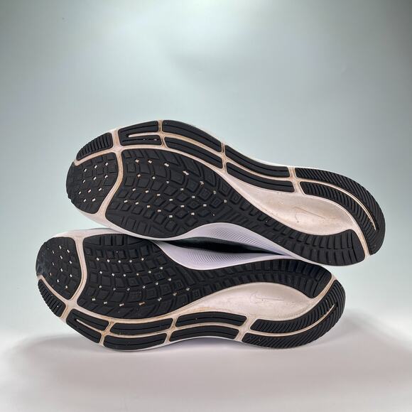 Nike Air Zoom Pegasus 37 Gray Running Shoes Sneaker CT6720-991 Women's Size 10 - Picture 8 of 10